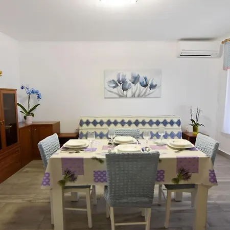 With Parking Space Murine, - 22510 Apartament