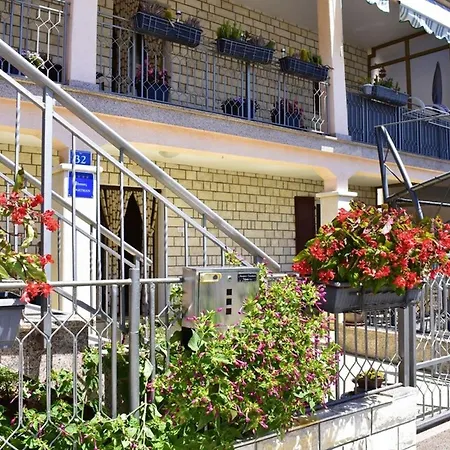 아파트 With Parking Space Murine, - 22510