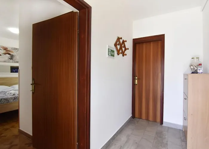 With Parking Space Murine, - 22510 우마그