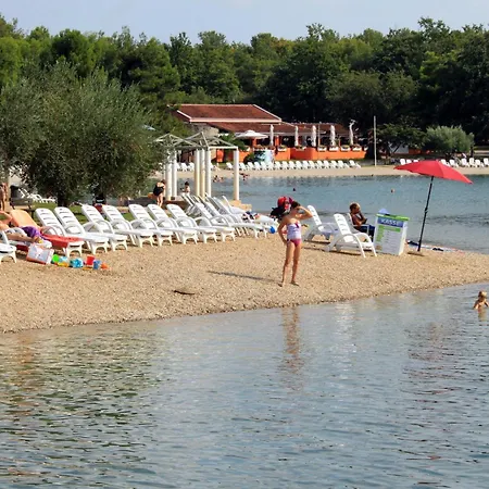 With Parking Space Murine, - 22510 Apartmán Umag
