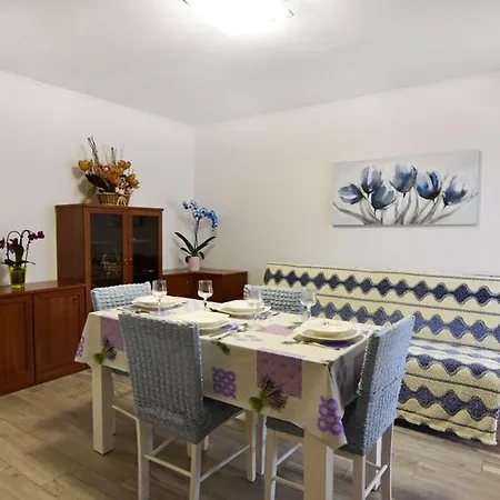 With Parking Space Murine, - 22510 Apartmán Umag